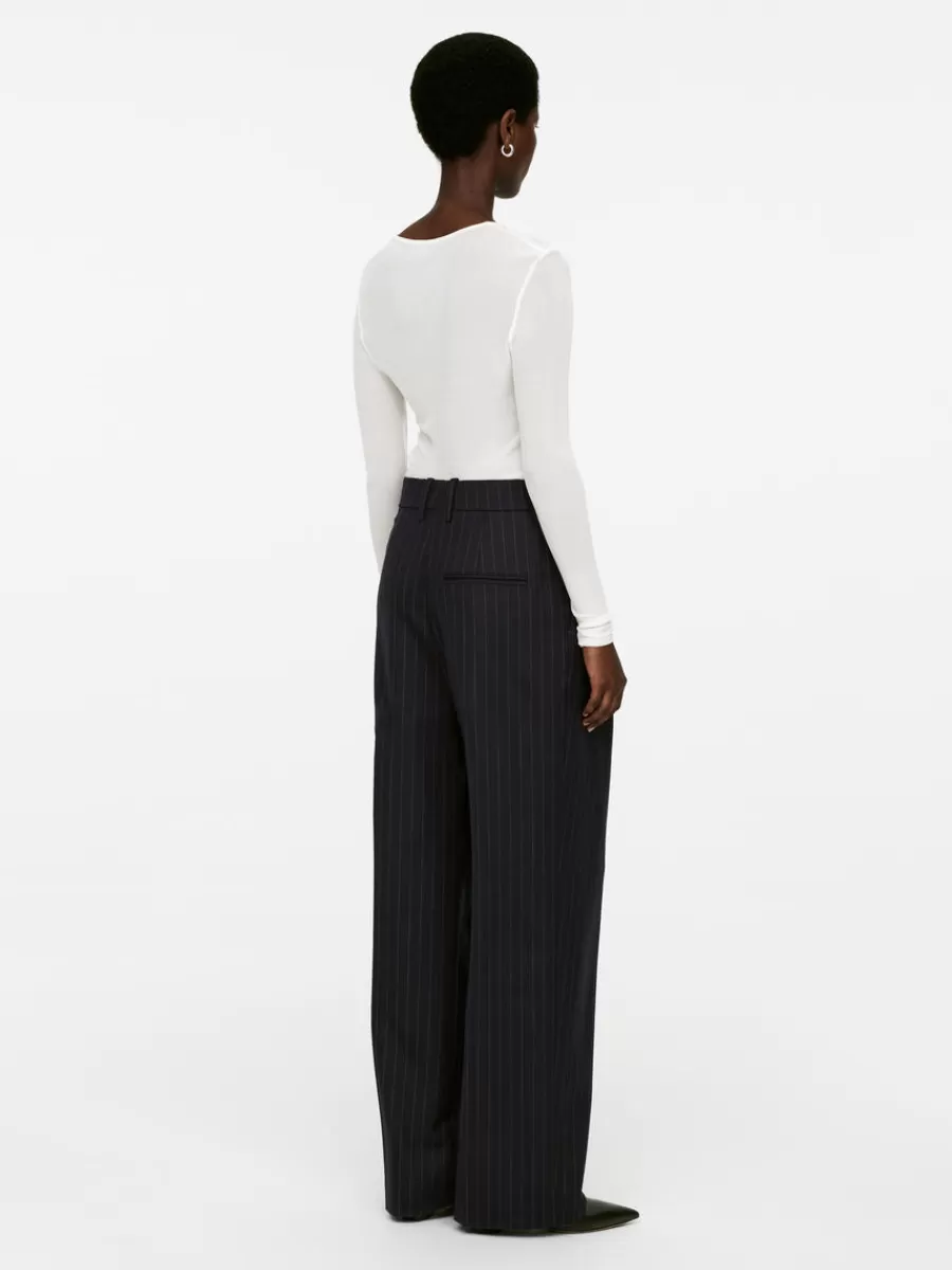Pantalons-ARKET Pantalon plissé décontracté Bleu foncé